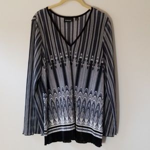 Art Deco Designed Top